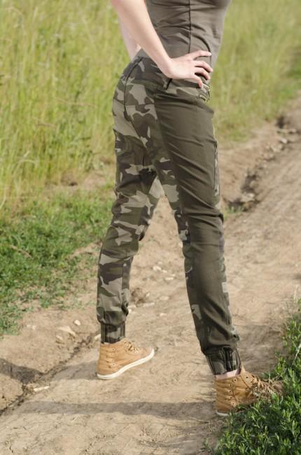 O&T dámske nohavice Garment denim s nízkym sedom, woodland