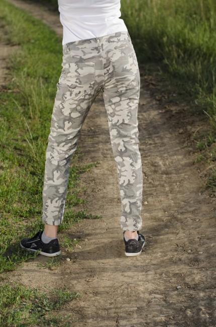 O&T Evira Pants, Large, Camo
