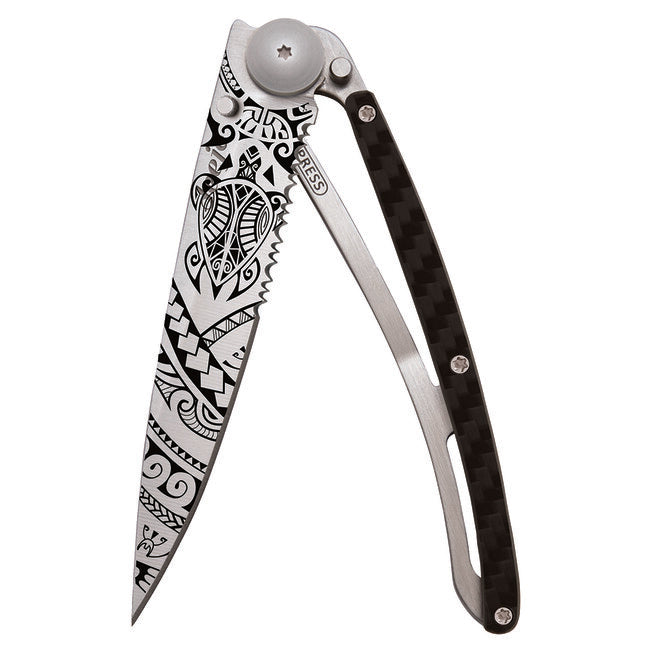 Deejo Serration Folding Knife, Carbon Fiber Polynesian