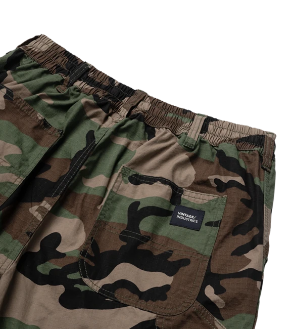 Vintage Industries Worker cargo shorts, woodland