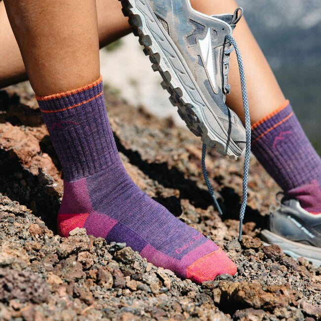 Darn Tough Hiker Micro Crew Socks, Medium Weight Cushioned, Plum Heather