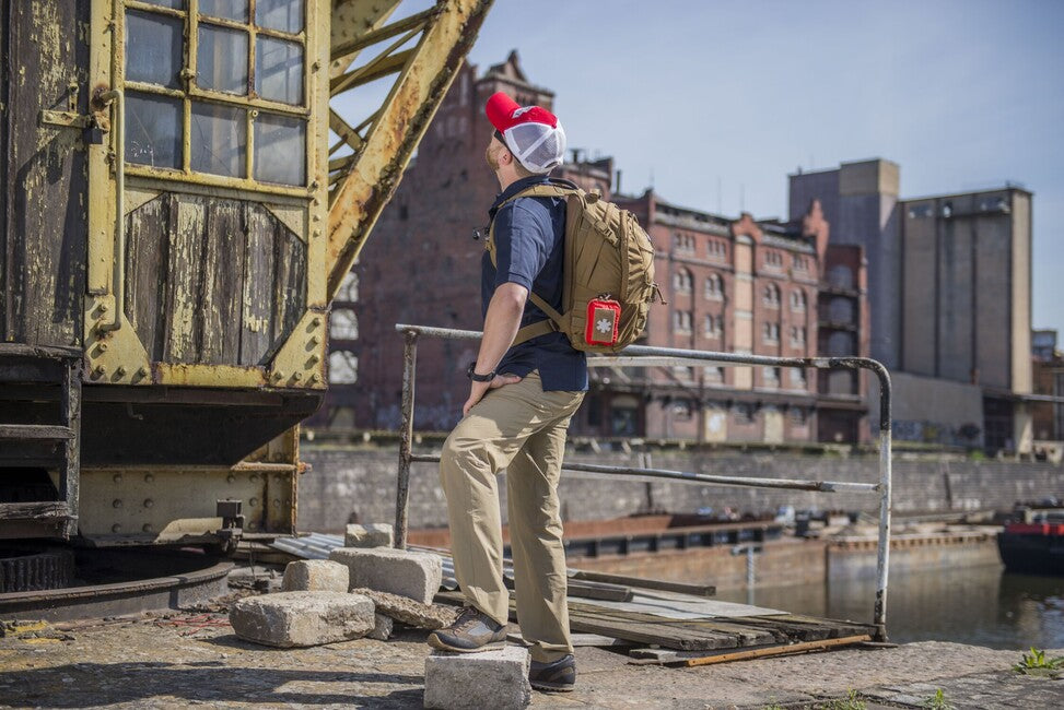 Helikon-Tex COVERT Tactical Pants, VersaStretch, Adaptive Green