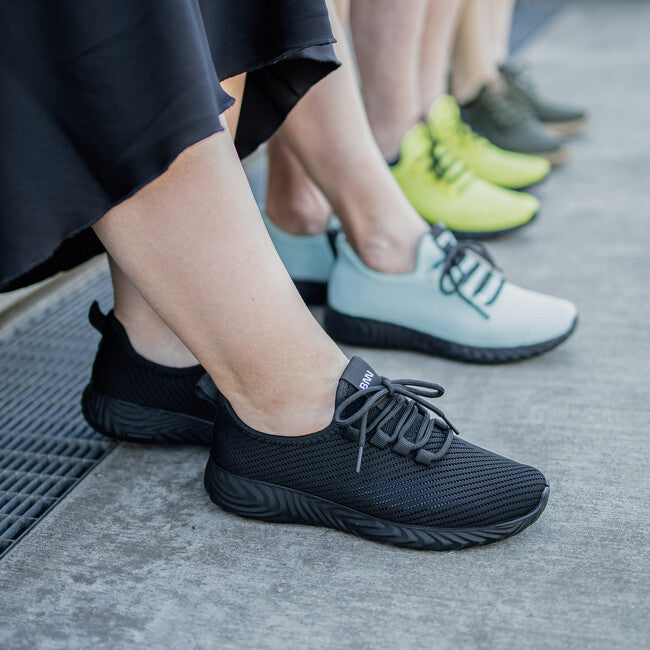 Bennon Nexo Low Sneakers, Black