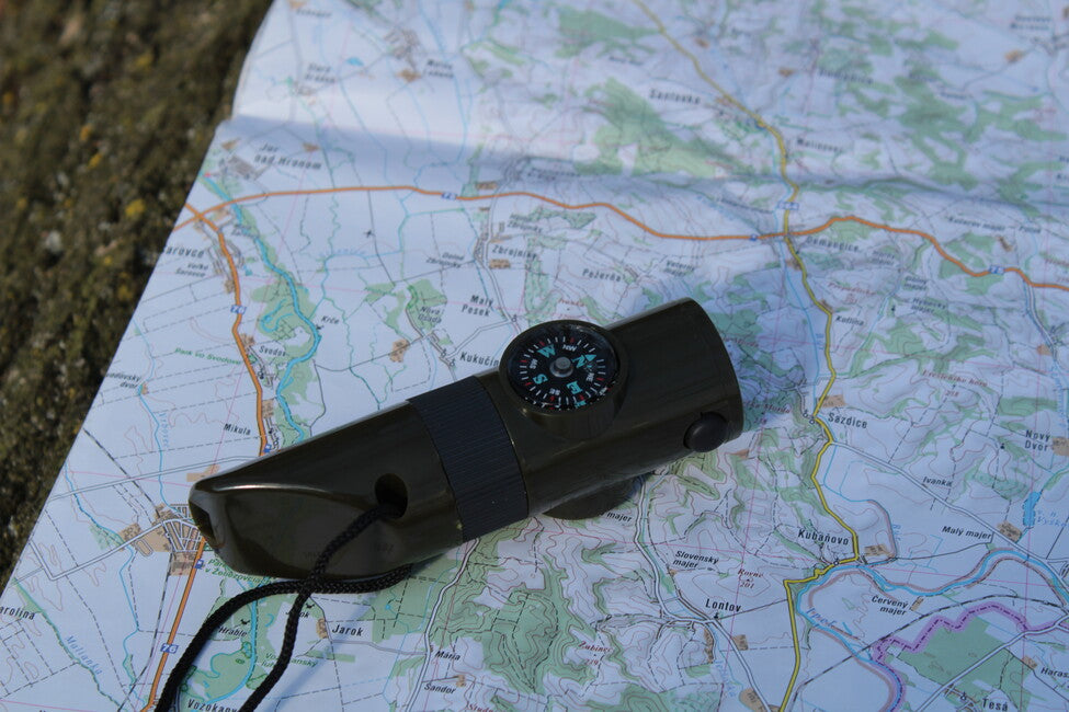 Mil-Tec Signaling Whistle 6in1, Olive
