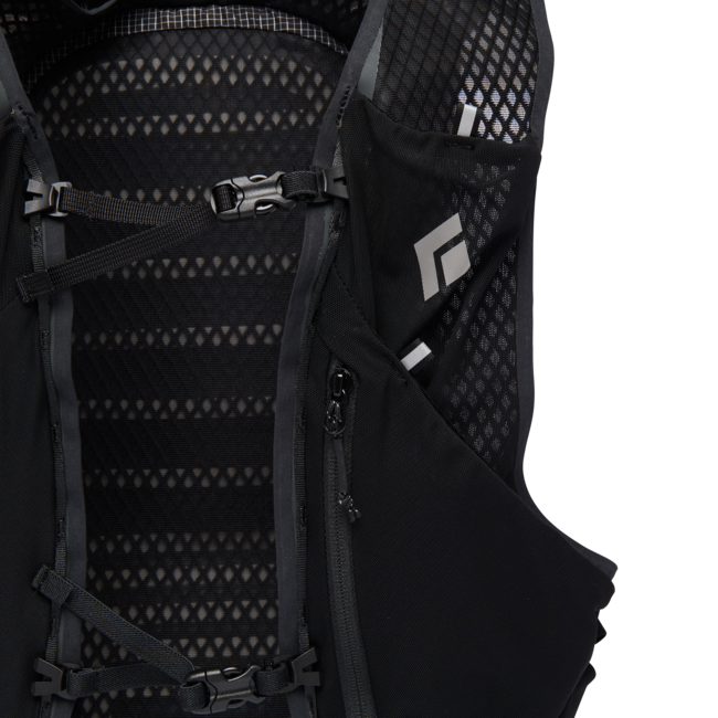 Black Diamond Distance 15 Hiking Backpack, Black