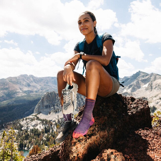 Darn Tough Hiker Micro Crew Socks, Medium Weight Cushioned, Plum Heather