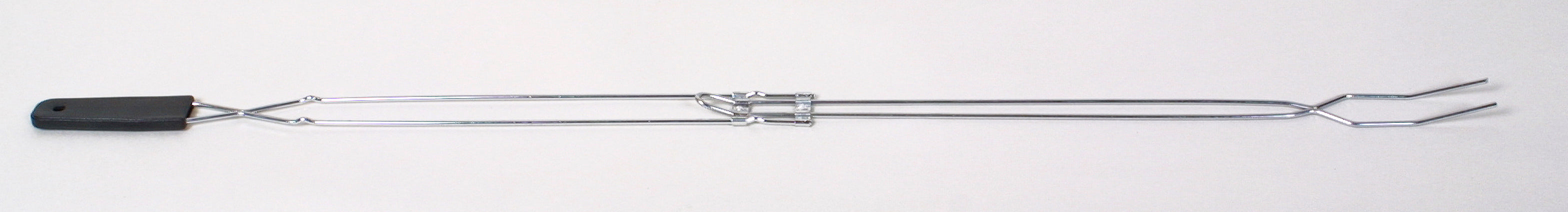 Coghlans CL Retractable Grilling Fork