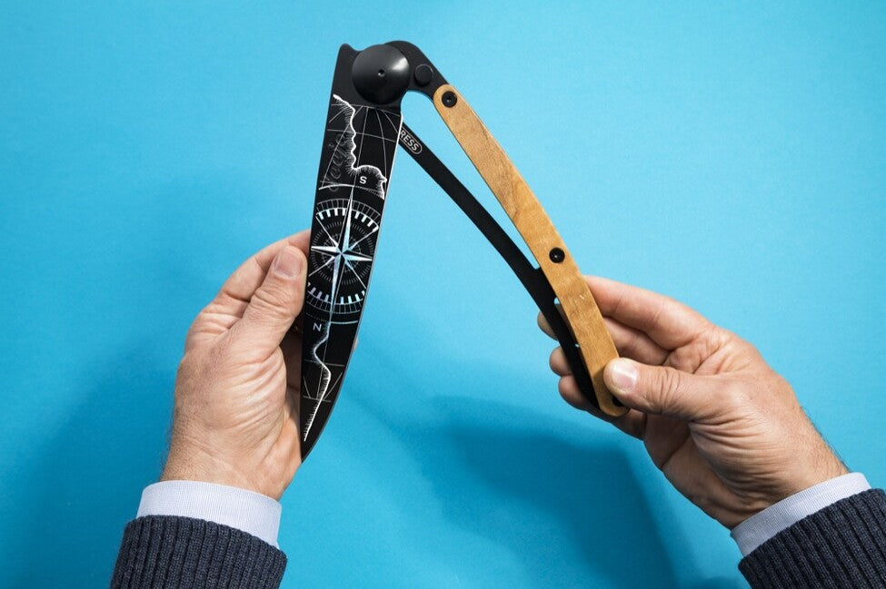 Deejo Giant Folding Knife, Black Incognita