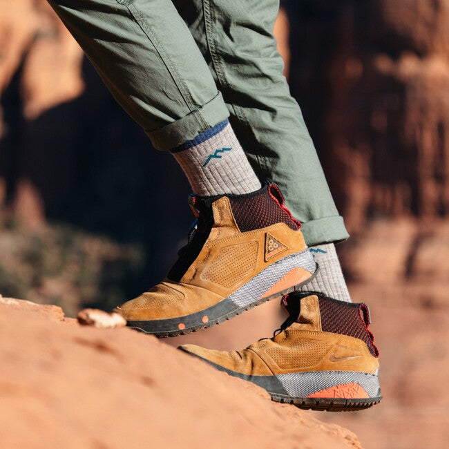 Darn Tough Hiker Micro Crew Socks, Charcoal