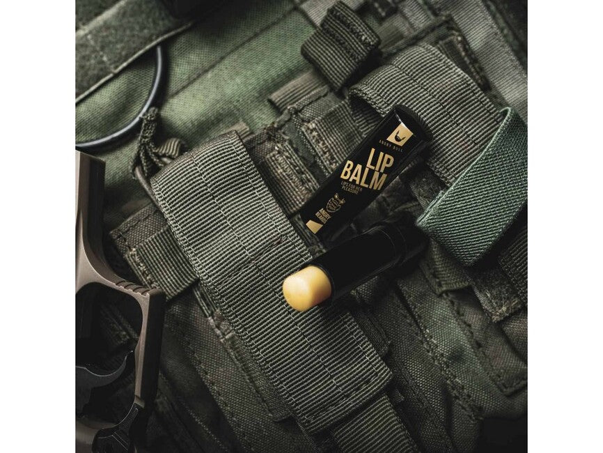 ANGRY BEARDS Ενεργοποιητικό Lip Balm Bull Βάλσαμο Χειλιών, 4,8 ml
