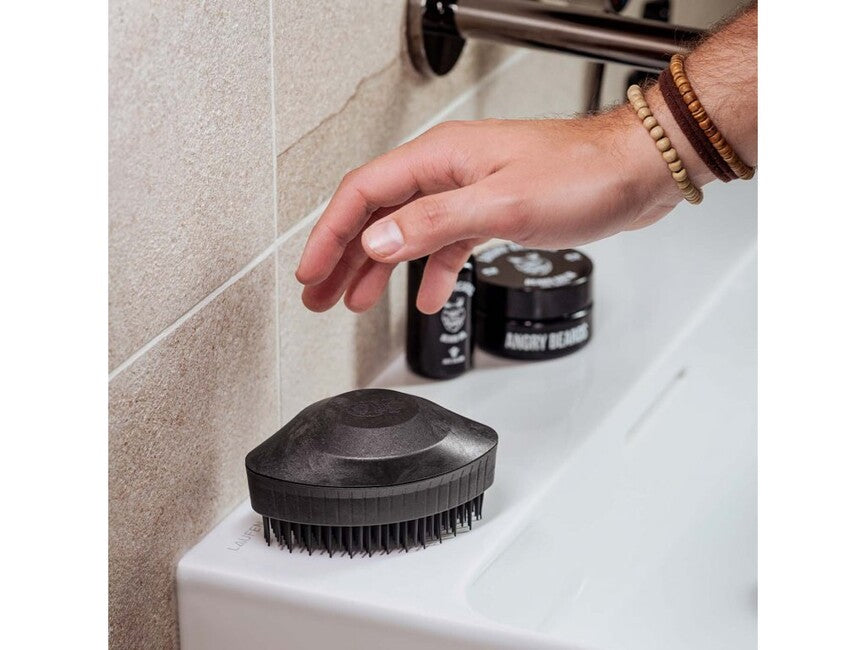 Angry Beards Carbon Brush All-Rounder