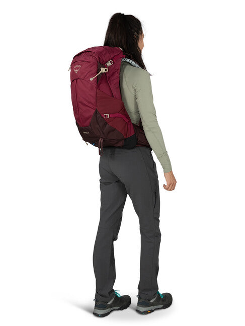Osprey Sirrus 24 Hiking Backpack, Elderberry Purple/Chiru Tan