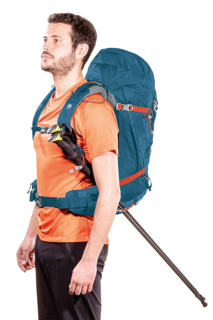 Ferrino Finisterre Trekking Backpack 38L, Light Blue