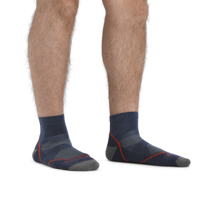 Darn Tough Light Hiker 1/4 Lightweight Hiking Socks, Taupe