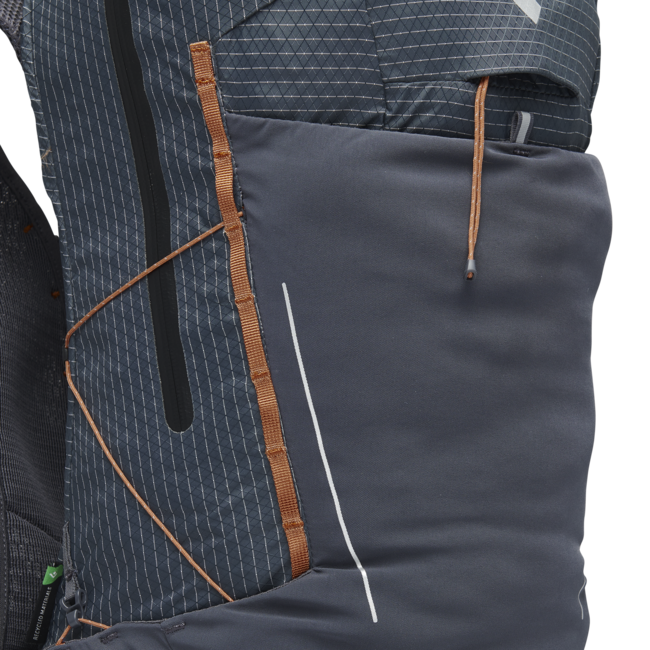 Black Diamond Pursuit 30 Hiking Backpack, Carbon-Moab Brown