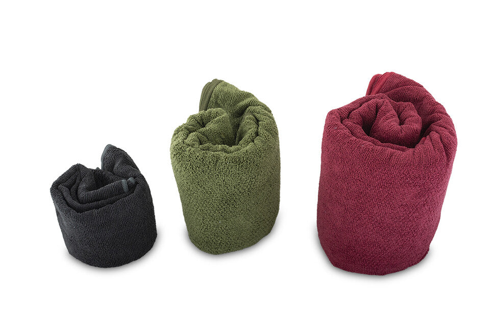 Pinguin uterák Terry towel 60 x 120 cm, čierna