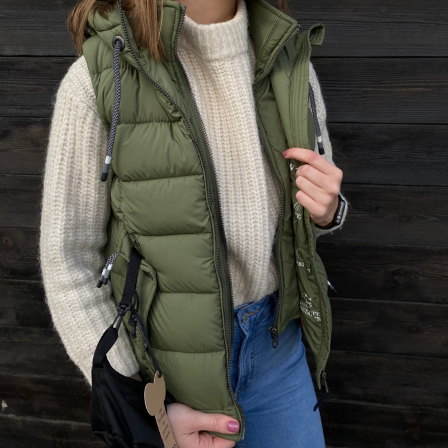 Marikoo TAISAA Women's Hooded Vest