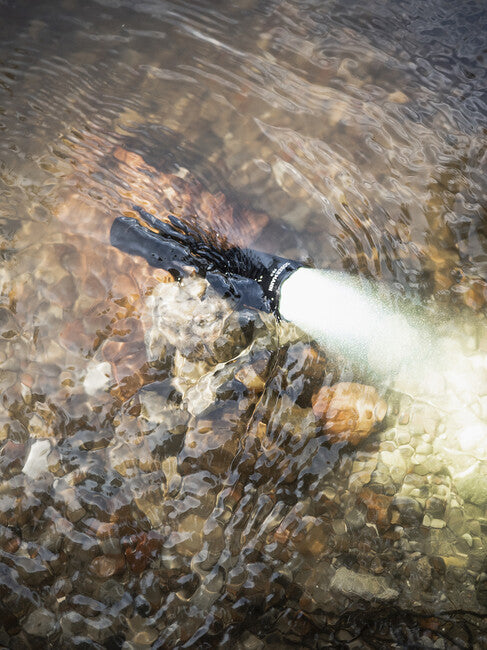ArmyTek Dobermann Pro White LED Flashlight 1400 lm 114 g