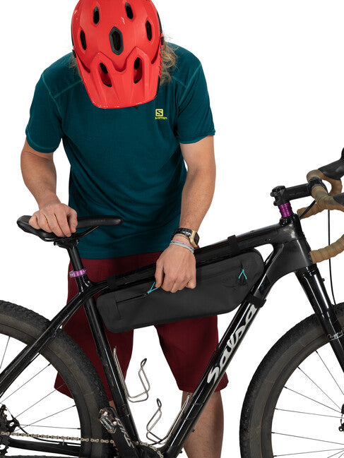 OSPREY Escapist Frame Bag Medium, Black
