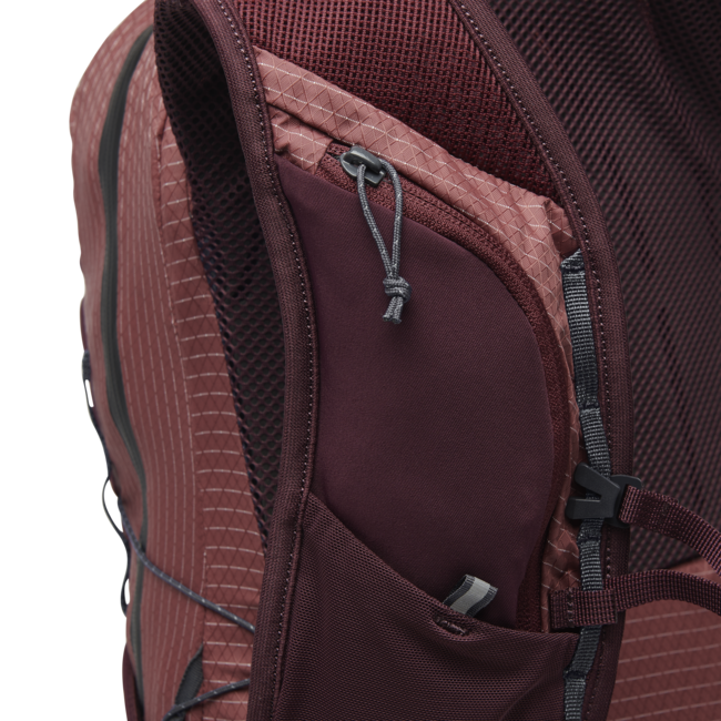 Black Diamond Women's Pursuit 15 Hiking Backpack, Cherrywood-Ink Blue
