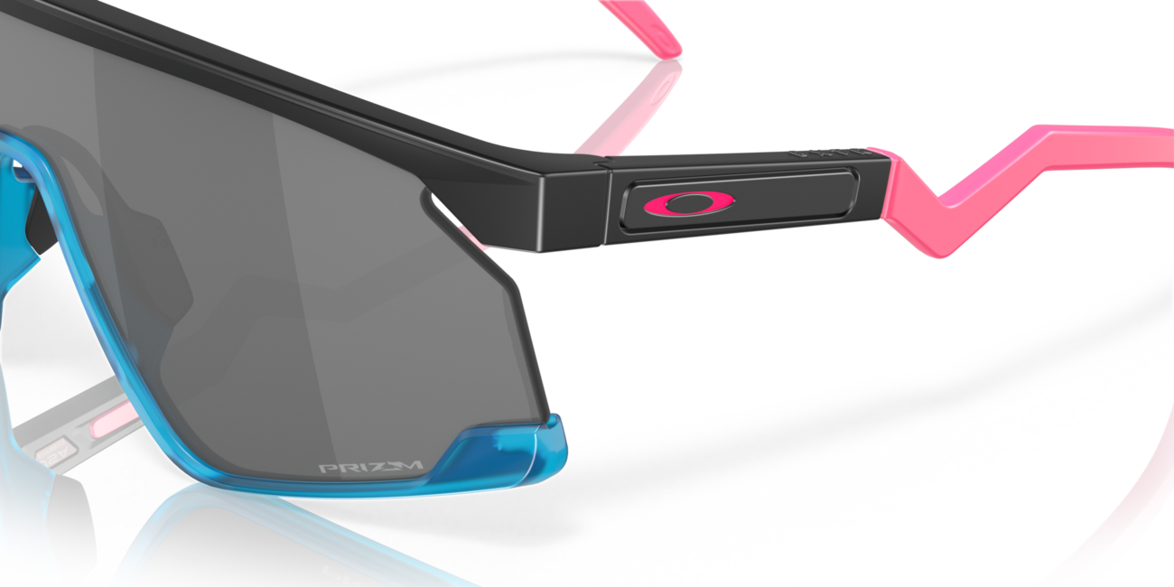 Oakley BXTR Sunglasses 39, Matte Black Frame, Prizm Black Lens