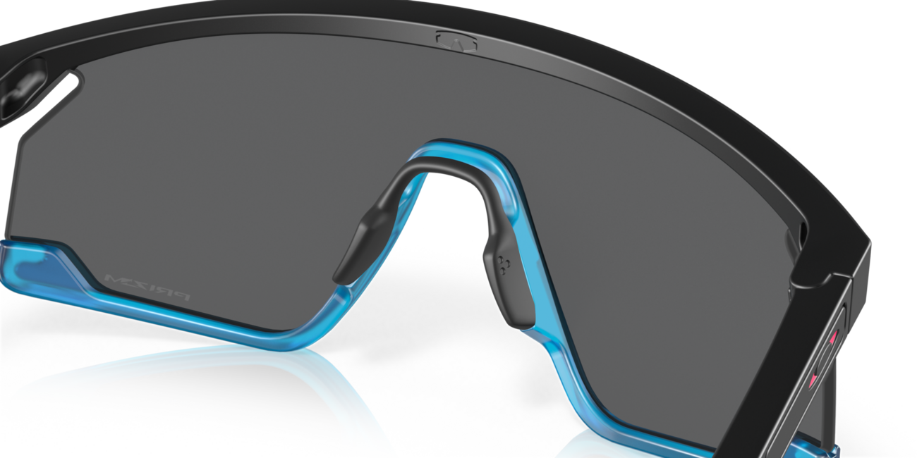 Oakley BXTR Sunglasses 39, Matte Black Frame, Prizm Black Lens