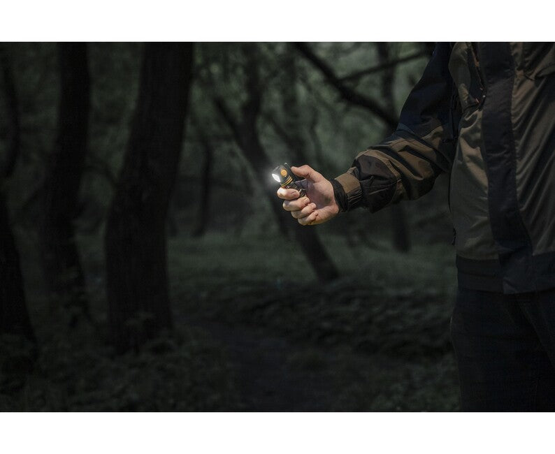 ArmyTek Čelovka Elf C1 USB-C teplá biela LED ručné svietidlo s napájaním z akumulátora 930 lm