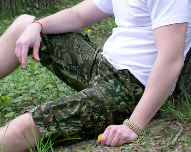 Loshan kraťasy Leafy vzor Real tree tmavé