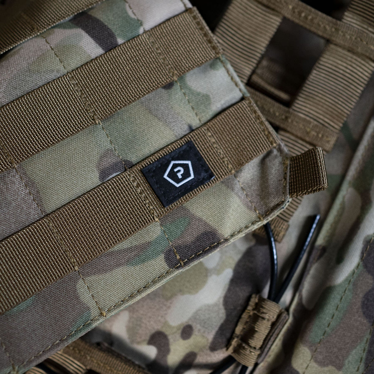 Pentagon Milon MK4 nosilec plošč, multicam