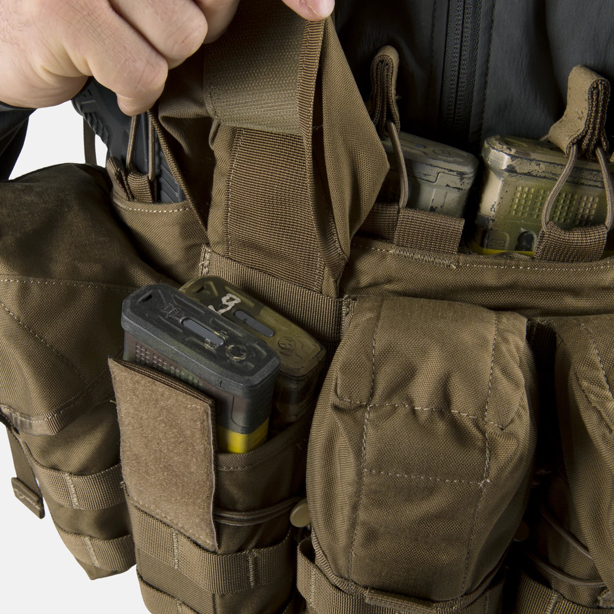 Helikon-Tex Guardian Chest Rig® univerzálna platforma na nosenie zásoby munície a vybavenia, Coyote – detail 8