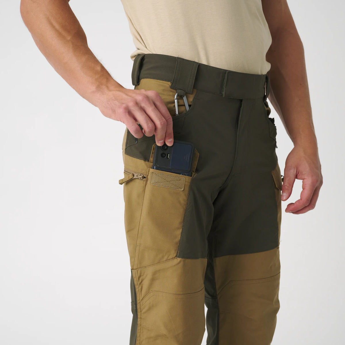 Helikon-Tex HYBRID OUTBACK nohavice Dura Canvas DuraCanvas, Coyote / Taiga Green – detail 6