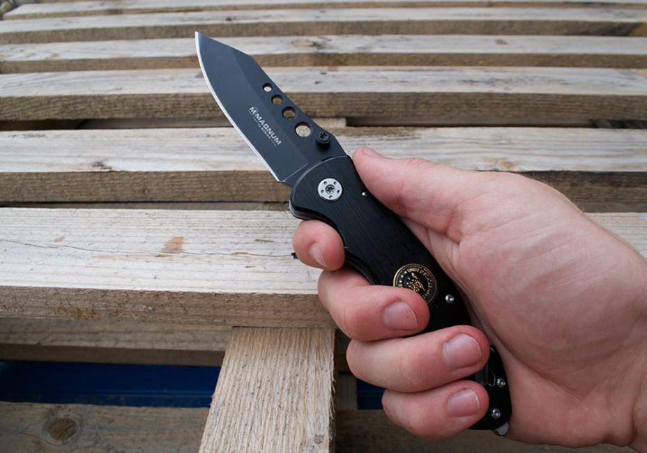 BÖKER Magnum USN SEALS Folding Knife, 20cm