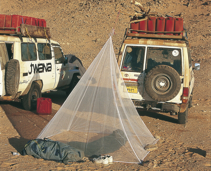 Brettschneider Fine Mesh Pyramid Mosquito Net Single
