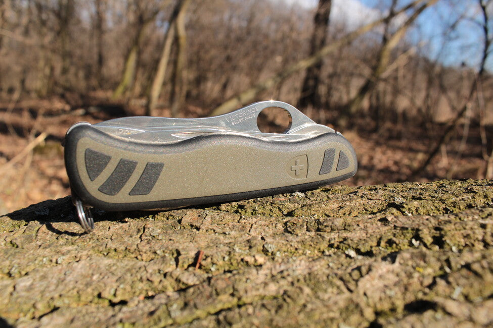 Victorinox Swiss Army Pocket Knife, Green-Black, 111mm