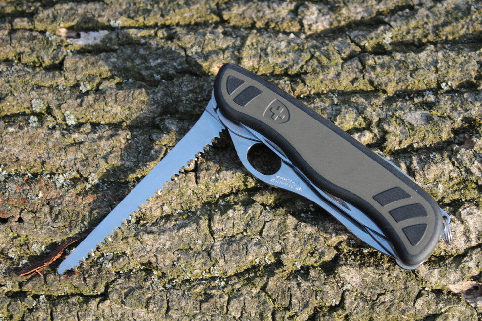 Victorinox Swiss Army Pocket Knife, Green-Black, 111mm