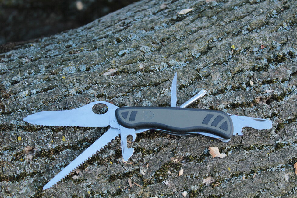 Victorinox Swiss Army Pocket Knife, Green-Black, 111mm