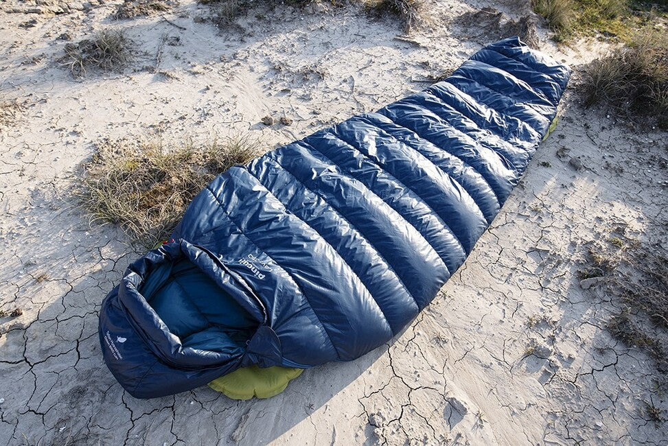 Pinguin Lava 350 Sleeping Bag, Green