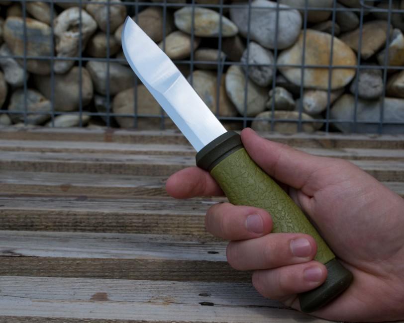Mora of Sweden Outdoor 2000 Knife, Olive