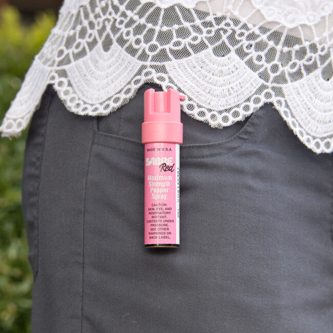 SABRE RED Pocket Defense Spray with Clip 22 ml, Pink