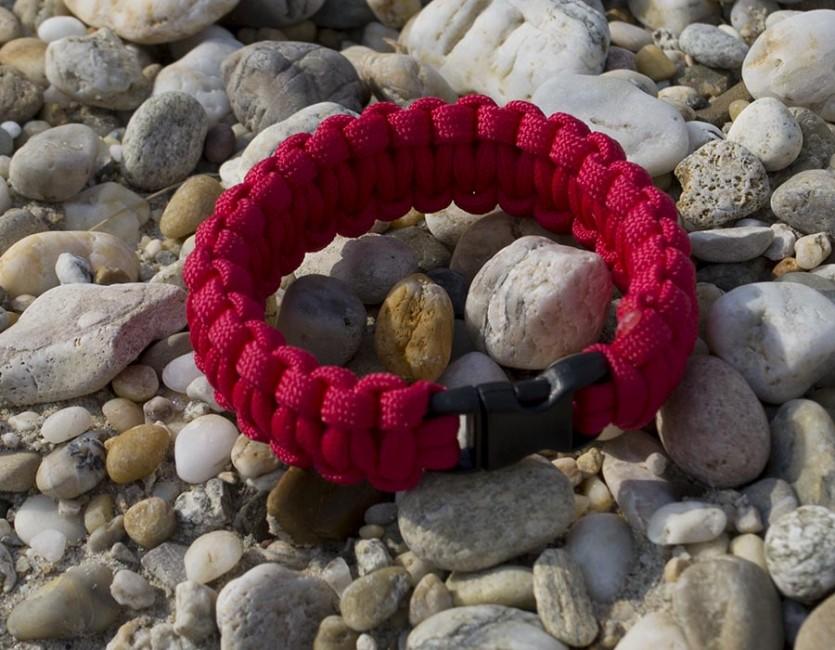 O&T Paracord Bracelet with Plastic Clasp, Red