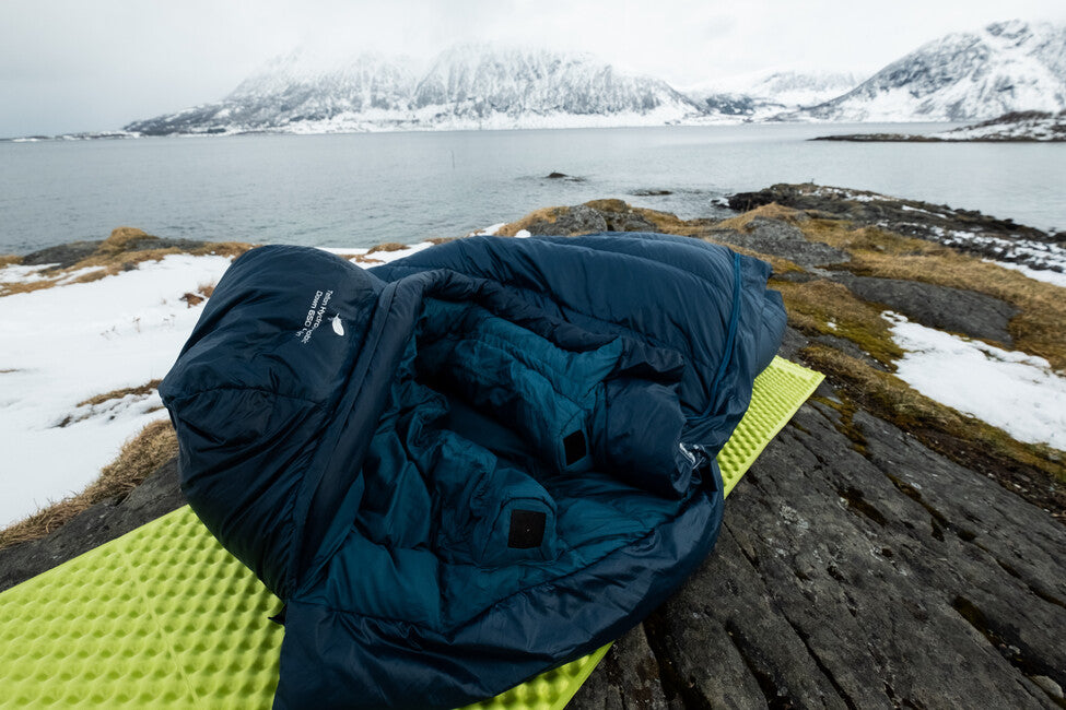 Pinguin Magma 1000 Sleeping Bag, Navy Blue