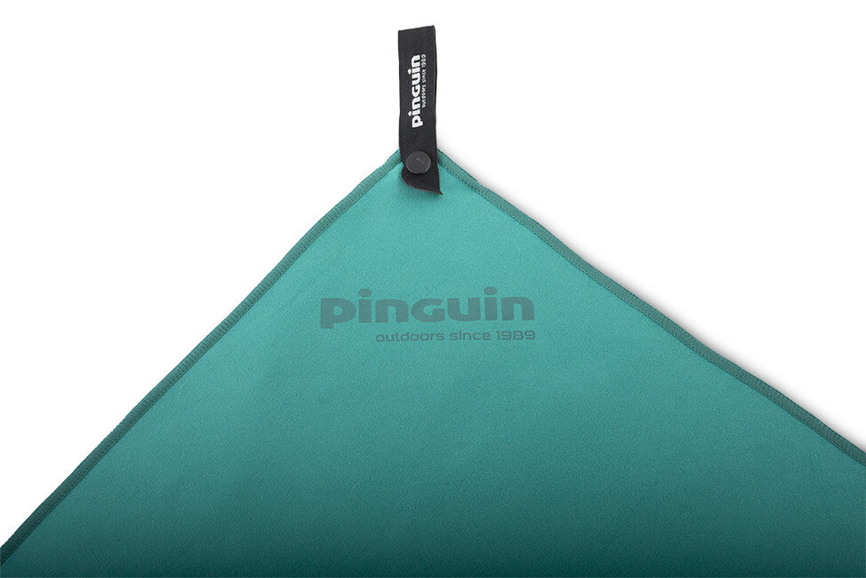 Pinguin Micro Towel Logo 60 x 120 cm, Petrol