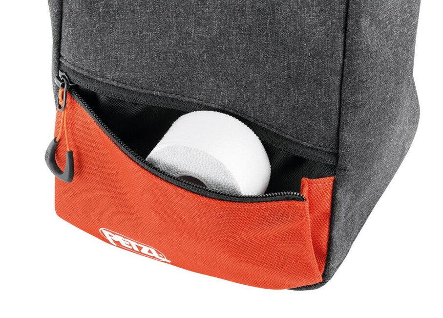 Petzl SAKAB Climbing Chalk Bag, Grey