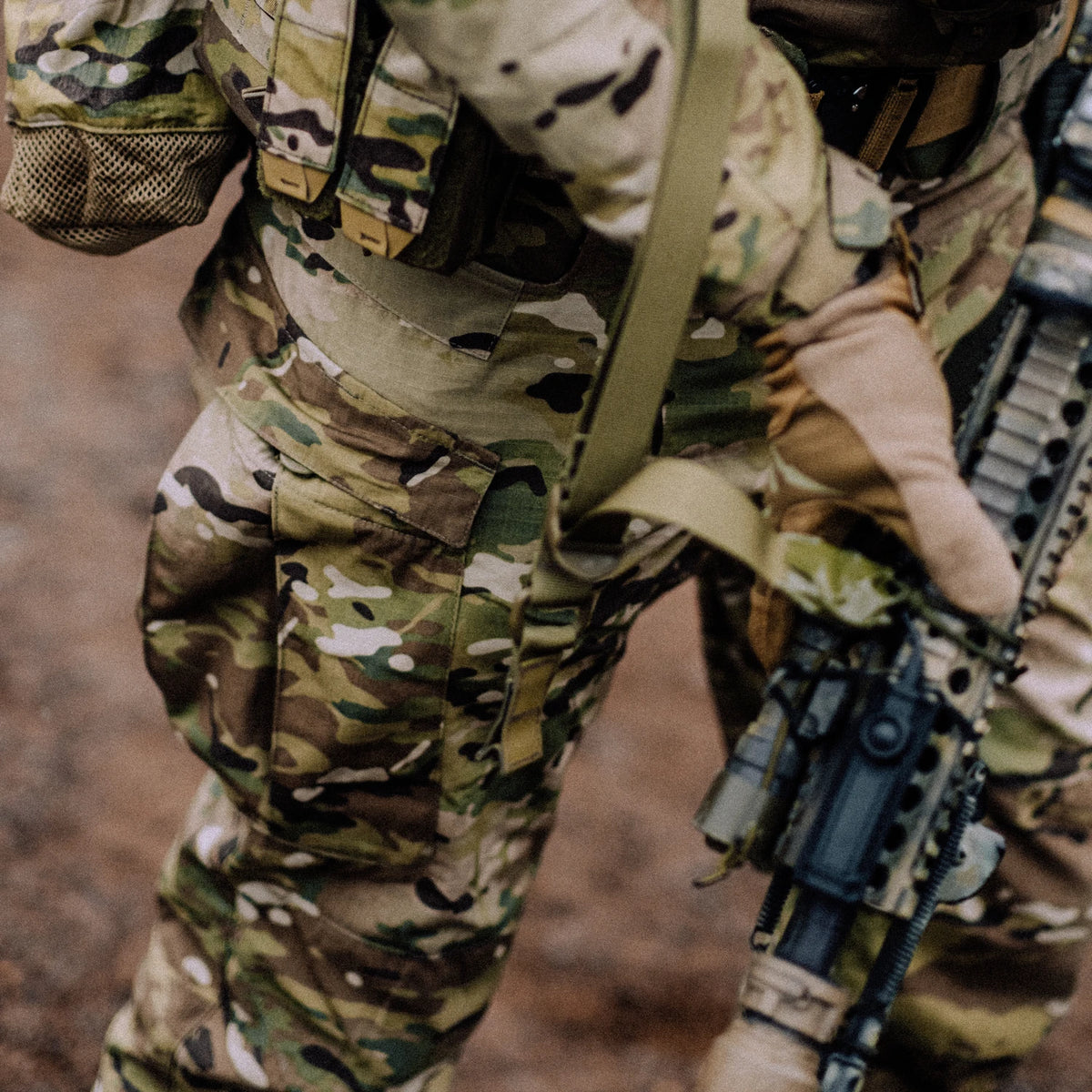 Helikon-Tex MBDU nohavice NyCo Ripstop, Coyote – v použití 1
