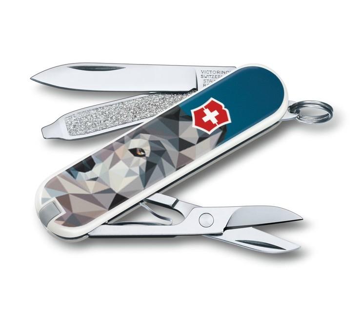 Victorinox Classic LE 2017 The Wolf is Coming Home Pocket Knife