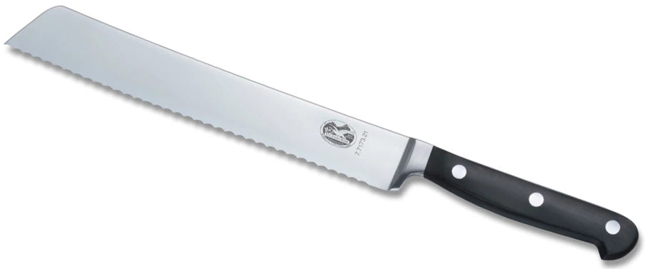 Victorinox Grand Maitre Bread and Pastry Knife