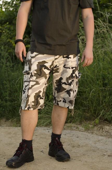 Loshan krátke nohavice Vintage s opaskom biely maskáč
