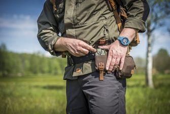 Helicon-Tex belt case on compass, dark brown