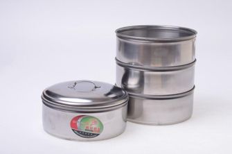 Food container stainless steel closed by 4 pieces