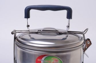 Food container stainless steel closed by 4 pieces